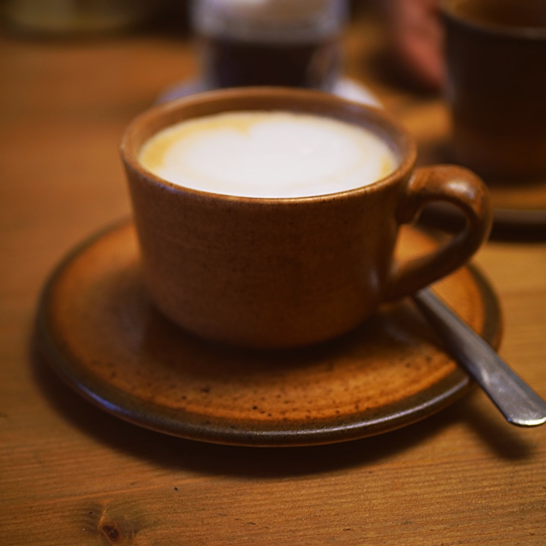 Cappuccino dans un coffee shop